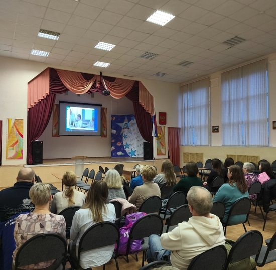 Родителей выпускников 9-11 классов приглашают на онлайн-встречу о поступлении в колледжи и техникумы